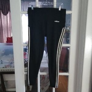 Adidas Black and White Leggings with Sporty Stripes - Sz Large